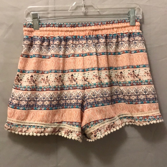 Sheer Aztec shorts - Picture 2 of 3